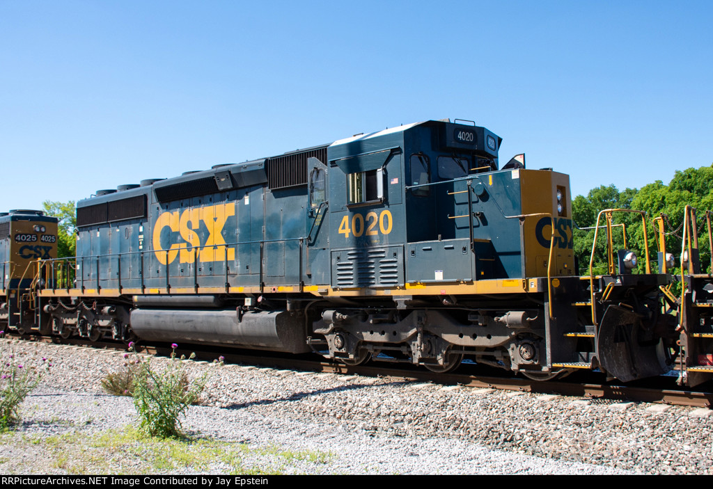 CSX 4020 is second out on today's L446